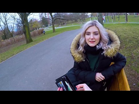 ❤️ Кончаҳои гарми бегонаро барои пул фурӯ мебарад - минет дар парк аз ҷониби Ева Элфи ❤️❌ Суперпорно дар tg.yourxxxvideos.ru ❌️